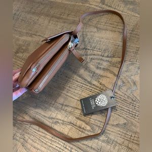 *NWT* Vince Camuto crossbody wallet on chain with extra pocket